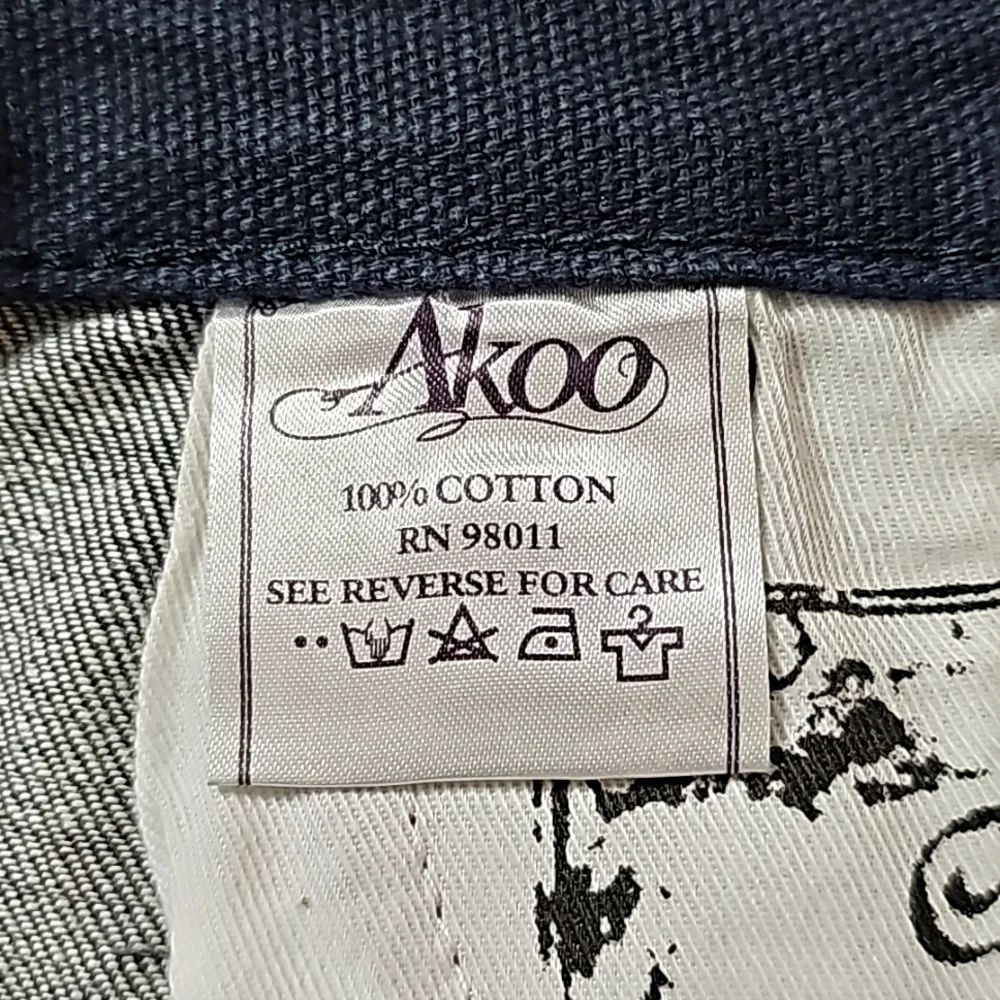 Akoo Blue Jeans. Quality Denim Collection. Men's Size: Waist 42x34 Inseam.